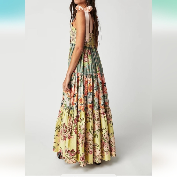 Floral Maxi Dress with Spaghetti Straps - Picture 4 of 6
